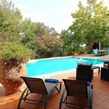 Oceanis Villa Kateleios