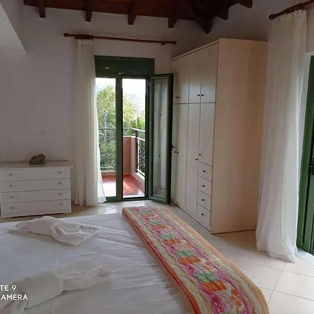 Oceanis Villa Kateleios
